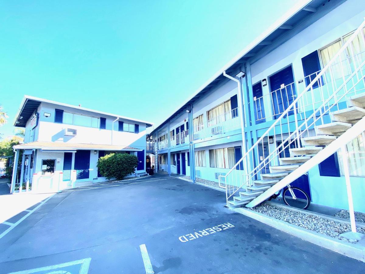 Valley Motel Concord Extérieur photo
